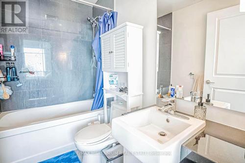 4310 - 8 The Esplanade, Toronto (Waterfront Communities), ON - Indoor Photo Showing Bathroom