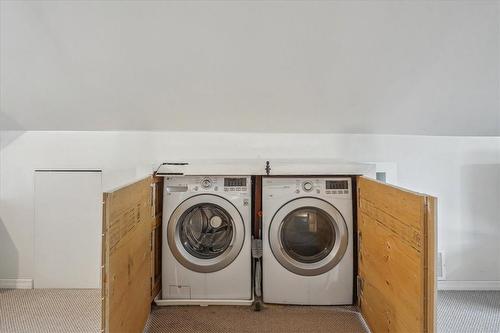 55 Balmoral Avenue N, Hamilton, ON - Indoor Photo Showing Laundry Room