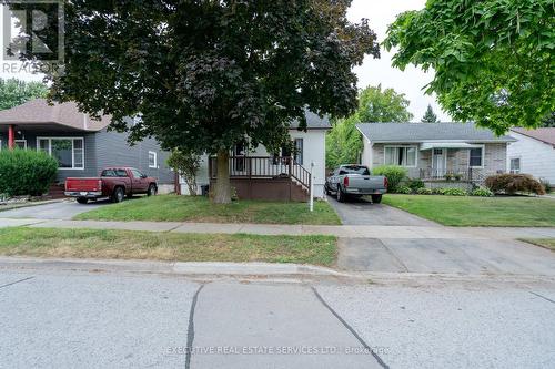 6261 Churchill Street, Niagara Falls, ON - Outdoor With Facade