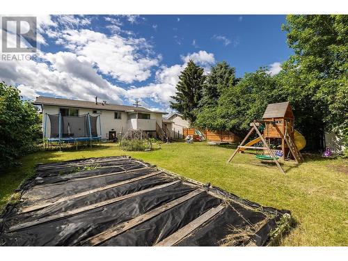 3078 Springfield Road, Kelowna, BC - Outdoor With Deck Patio Veranda With Backyard