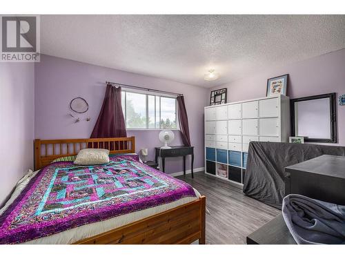 3078 Springfield Road, Kelowna, BC - Indoor Photo Showing Bedroom