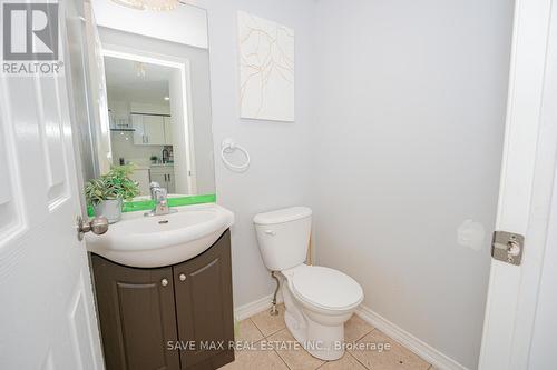 82 Trowbridge Street, Woolwich, ON - Indoor Photo Showing Bathroom