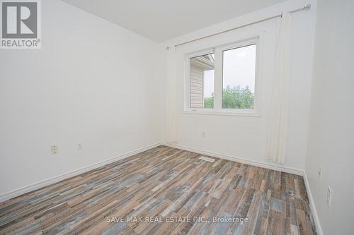 82 Trowbridge Street, Woolwich, ON - Indoor Photo Showing Other Room