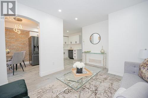 82 Trowbridge Street, Woolwich, ON - Indoor Photo Showing Living Room