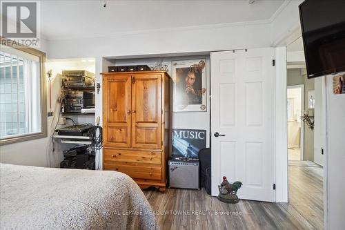 46 Main Street S, Halton Hills, ON - Indoor Photo Showing Bedroom