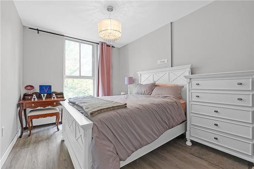 1964 Main Street W|Unit #401, Hamilton, ON - Indoor Photo Showing Bedroom