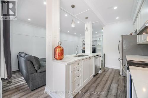 81 Eastview Gate, Brampton, ON - Indoor Photo Showing Kitchen With Double Sink With Upgraded Kitchen