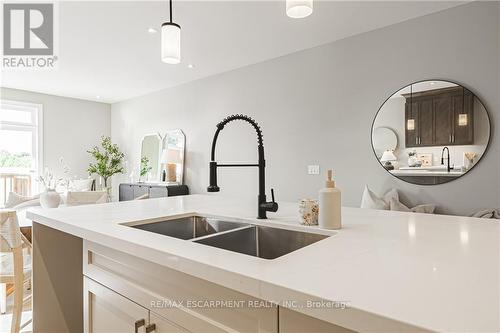 4112 Fly Road, Lincoln, ON - Indoor Photo Showing Kitchen With Double Sink