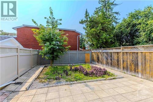 Fully fenced backyard - 106 Mcclellan Road, Ottawa, ON - Outdoor