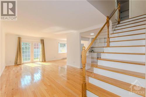 106 Mcclellan Road, Ottawa, ON - Indoor Photo Showing Other Room