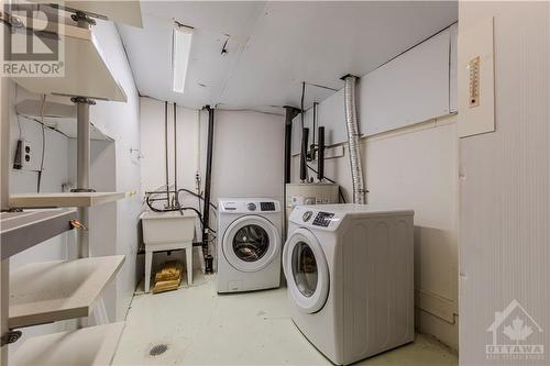 106 Mcclellan Road, Ottawa, ON - Indoor Photo Showing Laundry Room