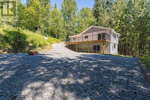 7430 Crowfoot Drive, Anglemont, BC - Outdoor With Deck Patio Veranda