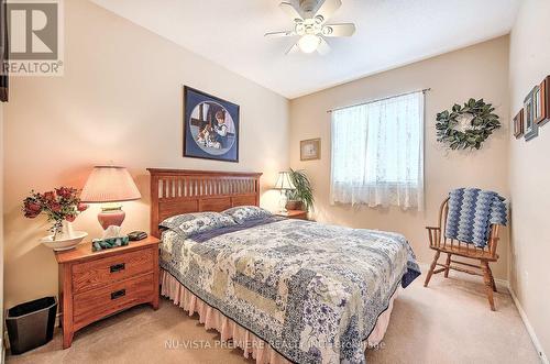 1090 Shelborne Place, London, ON - Indoor Photo Showing Bedroom