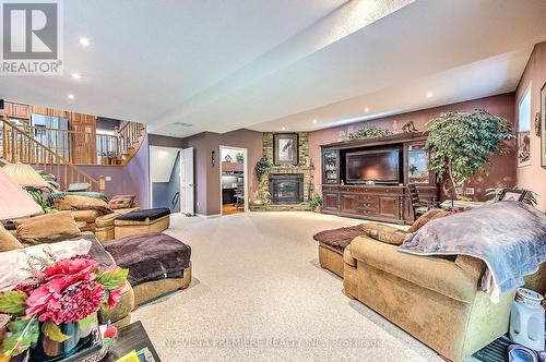 1090 Shelborne Place, London, ON - Indoor With Fireplace