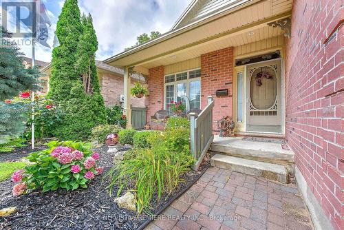 1090 Shelborne Place, London, ON - Outdoor