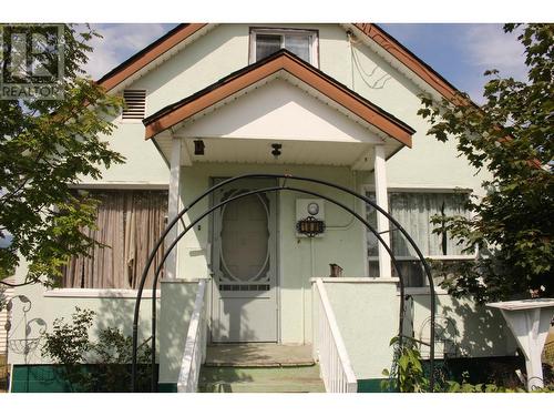 1889 Bowser  Street, Trail, BC - Outdoor