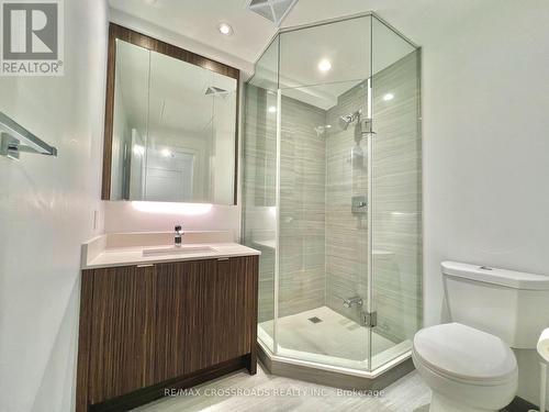 336 - 15 Merchants Wharf, Toronto (Waterfront Communities), ON - Indoor Photo Showing Bathroom