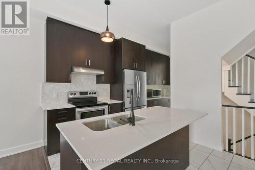 183 Carpaccio Avenue, Vaughan (Vellore Village), ON - Indoor Photo Showing Kitchen With Stainless Steel Kitchen With Upgraded Kitchen