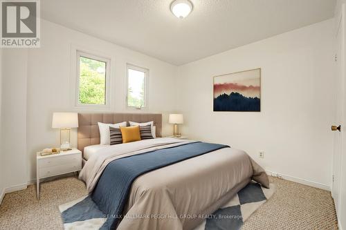 55 Garden Drive, Barrie (Allandale), ON - Indoor Photo Showing Bedroom