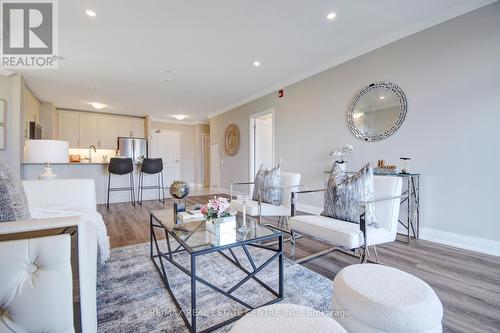 316 - 830 Megson Terrace, Milton (Willmott), ON - Indoor Photo Showing Living Room