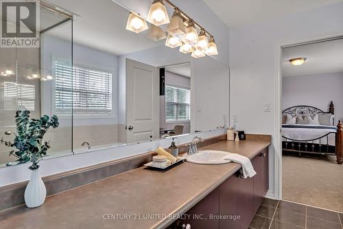 194 Bowen Drive, Peterborough (Northcrest), ON - Indoor Photo Showing Bathroom