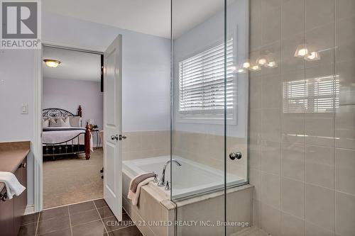 194 Bowen Drive, Peterborough (Northcrest), ON - Indoor Photo Showing Bathroom