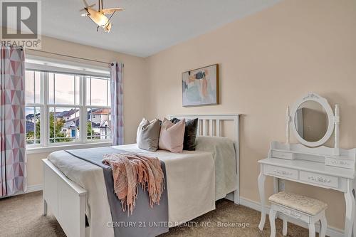 194 Bowen Drive, Peterborough (Northcrest), ON - Indoor Photo Showing Bedroom