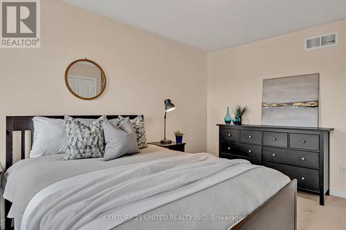 194 Bowen Drive, Peterborough (Northcrest), ON - Indoor Photo Showing Bedroom