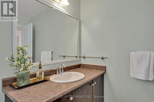 194 Bowen Drive, Peterborough (Northcrest), ON - Indoor Photo Showing Bathroom