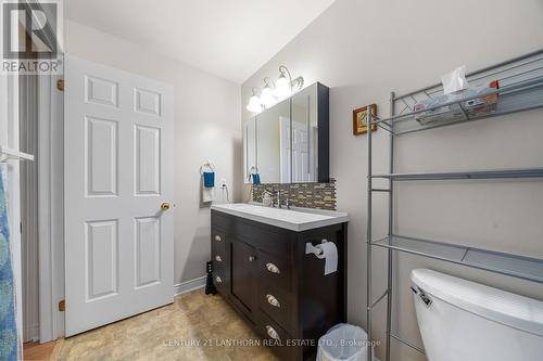 304 - 138 Hibernia Street, Cobourg, ON - Indoor Photo Showing Bathroom