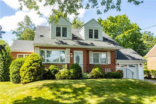 938 Danforth Avenue, Burlington, ON - Outdoor