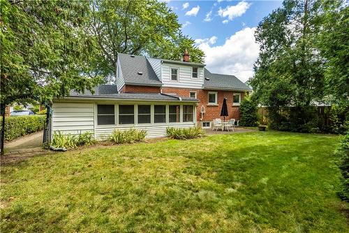 938 Danforth Avenue, Burlington, ON - Outdoor