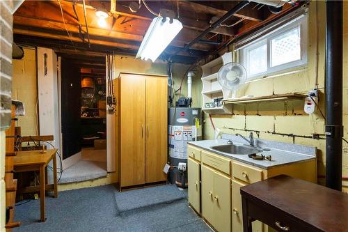 938 Danforth Avenue, Burlington, ON - Indoor Photo Showing Basement