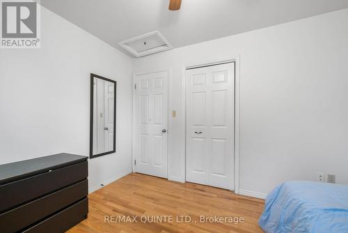 243 Cross Road, Tyendinaga, ON - Indoor Photo Showing Bedroom