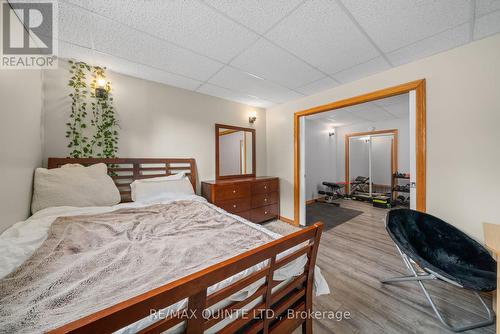 243 Cross Road, Tyendinaga, ON - Indoor Photo Showing Bedroom