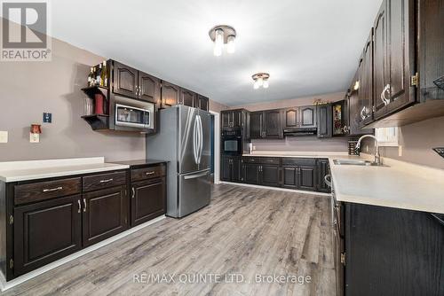 243 Cross Road, Tyendinaga, ON - Indoor Photo Showing Kitchen