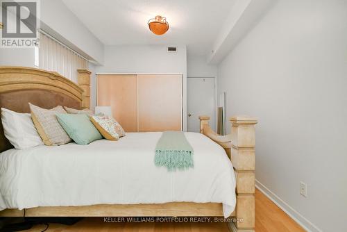 413 - 71 Front Street E, Toronto, ON - Indoor Photo Showing Bedroom