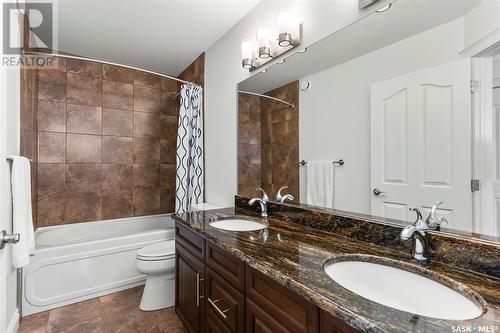 1530 Pohorecky Court, Saskatoon, SK - Indoor Photo Showing Bathroom