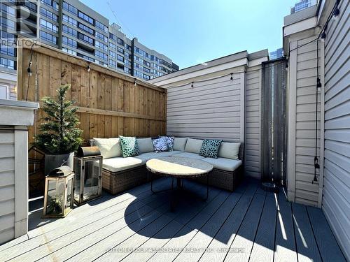 380 - 415 Jarvis Street, Toronto (Church-Yonge Corridor), ON - Outdoor With Deck Patio Veranda With Exterior