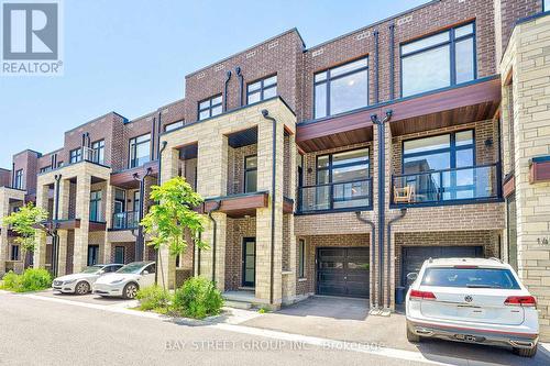 146 Pageant Avenue, Vaughan, ON - Outdoor With Facade