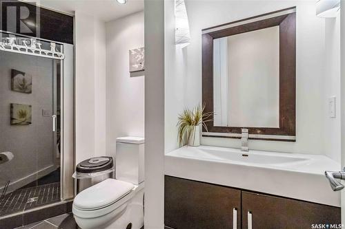 235 Fleming Crescent, Saskatoon, SK - Indoor Photo Showing Bathroom