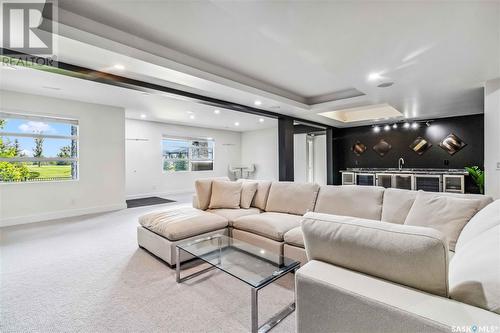 235 Fleming Crescent, Saskatoon, SK - Indoor Photo Showing Living Room