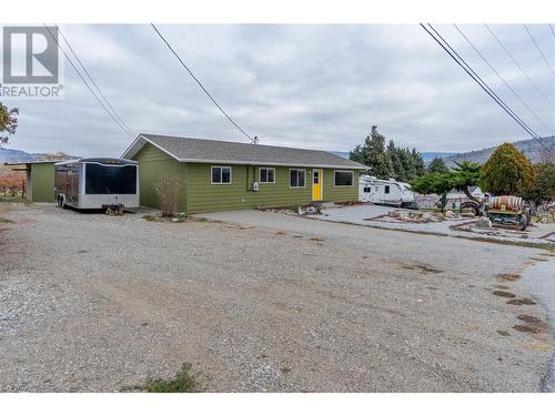 370 Road 11, Oliver, BC - Outdoor