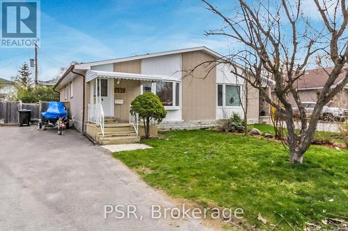 657 Oak Street, Collingwood, ON - Outdoor With Facade