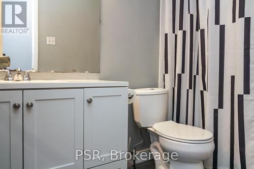 657 Oak Street, Collingwood, ON - Indoor Photo Showing Bathroom