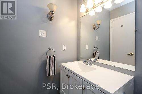 657 Oak Street, Collingwood, ON - Indoor Photo Showing Bathroom