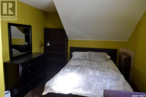 2134 Halifax Street, Regina, SK - Indoor Photo Showing Bedroom