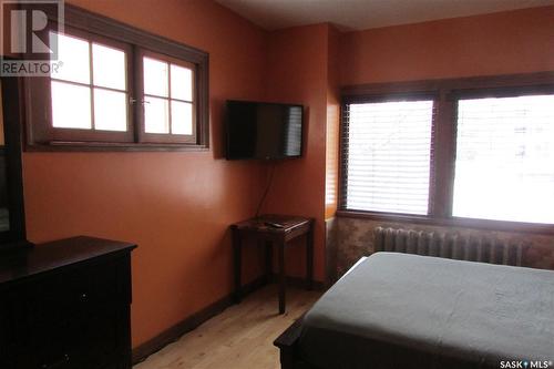 2134 Halifax Street, Regina, SK - Indoor Photo Showing Bedroom