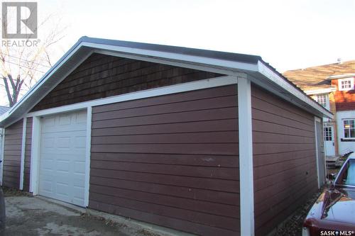 2134 Halifax Street, Regina, SK - Outdoor With Exterior