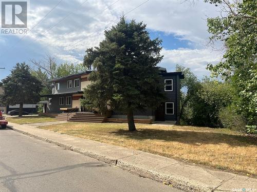 1130 Valley Street, Estevan, SK - Outdoor